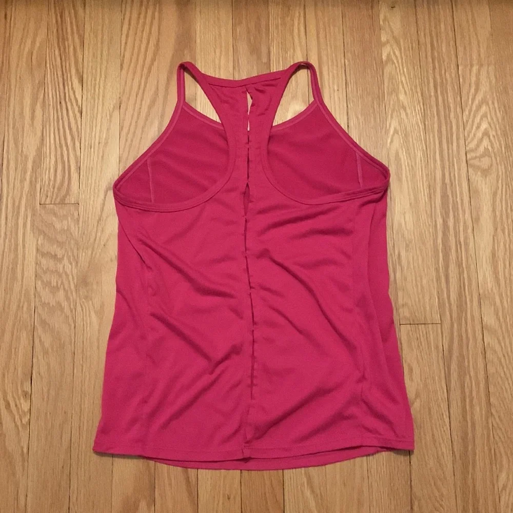 Senita Athletics Tank top - Picture 2 of 9